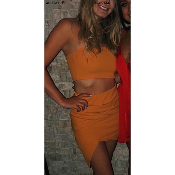 YELLOW TWO PIECE BODYCON DRESS - Picture 4 of 4